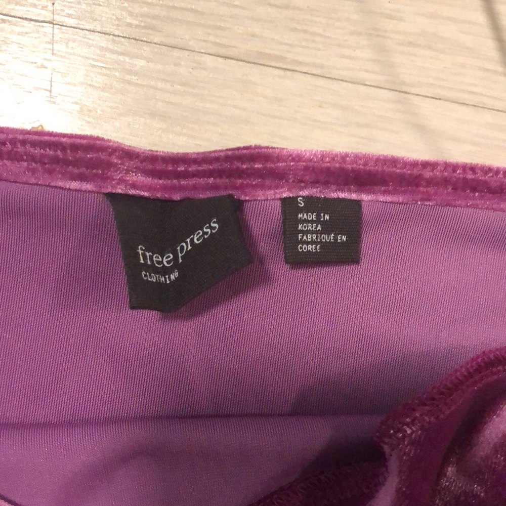 Velour Free Press top - Picture 3 of 4